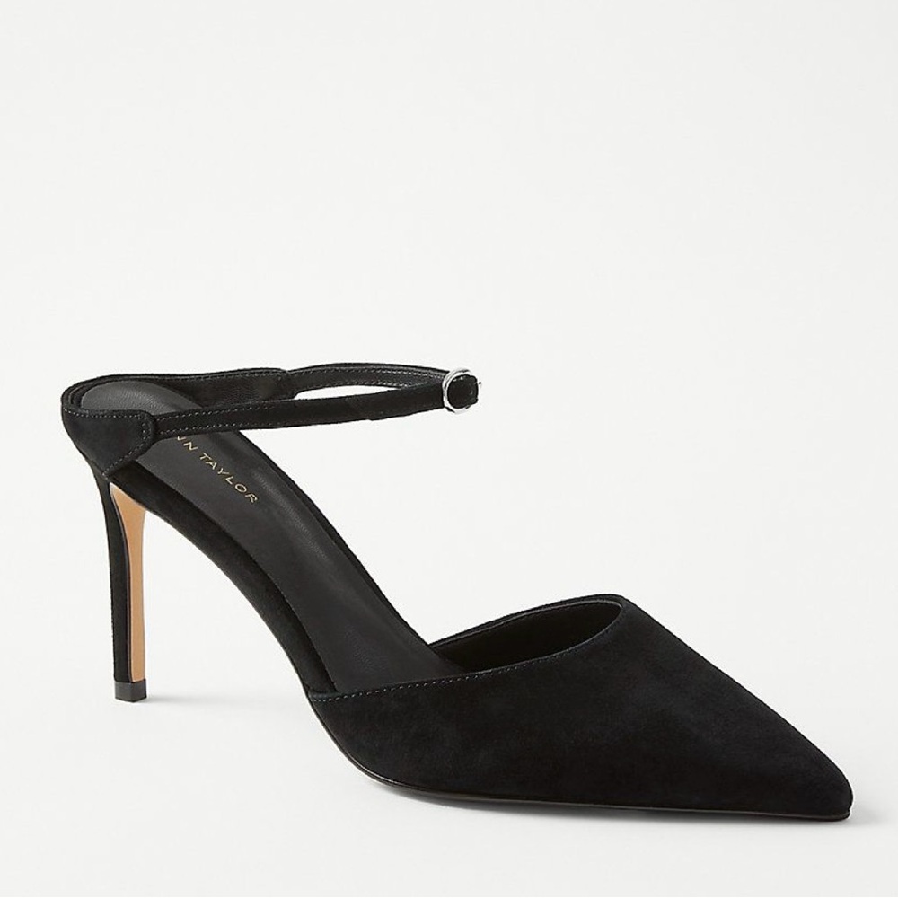 Ann Taylor NIB Straight Heel Suede Mules Size 8.5